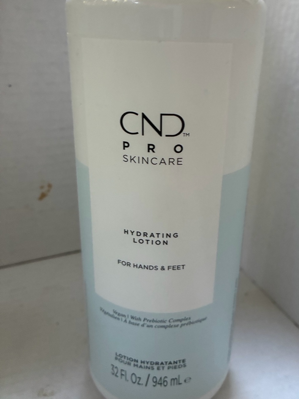 CND PRO SKINCARE HYDRATING LOTION (FOR HANDS & FEET) 32 FL OZ